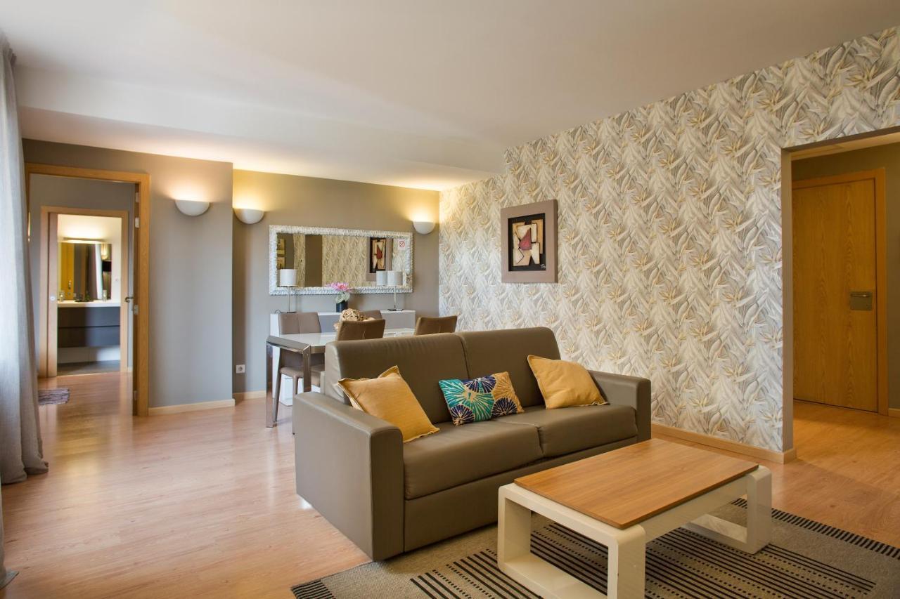 Bonavista Apartments - Pedrera Barcelona Bagian luar foto